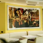 Univers Laç Hotel