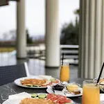 Hotel Univers Laç