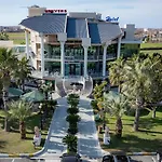 Univers Laç 4* Fushe Milot