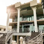 Univers Laç Hotel 4*