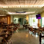 Univers Laç Hotel