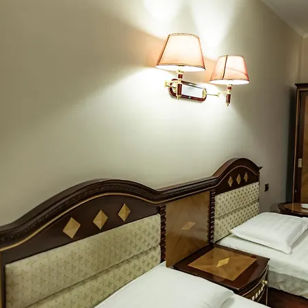 Univers Hotell