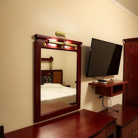 Univers Hotell