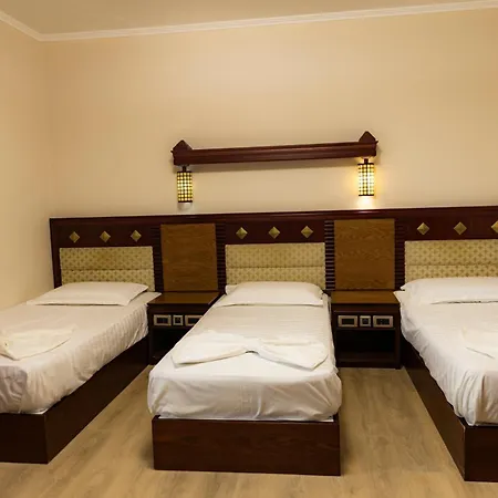 Univers Laç Hotel Fushe Milot