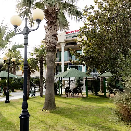 Hotel Univers Laç 4*