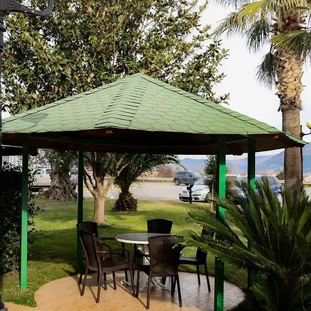 Univers Laç 4* Fushe Milot