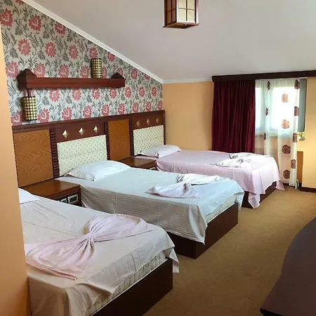 Univers Laç 4* Fushe Milot